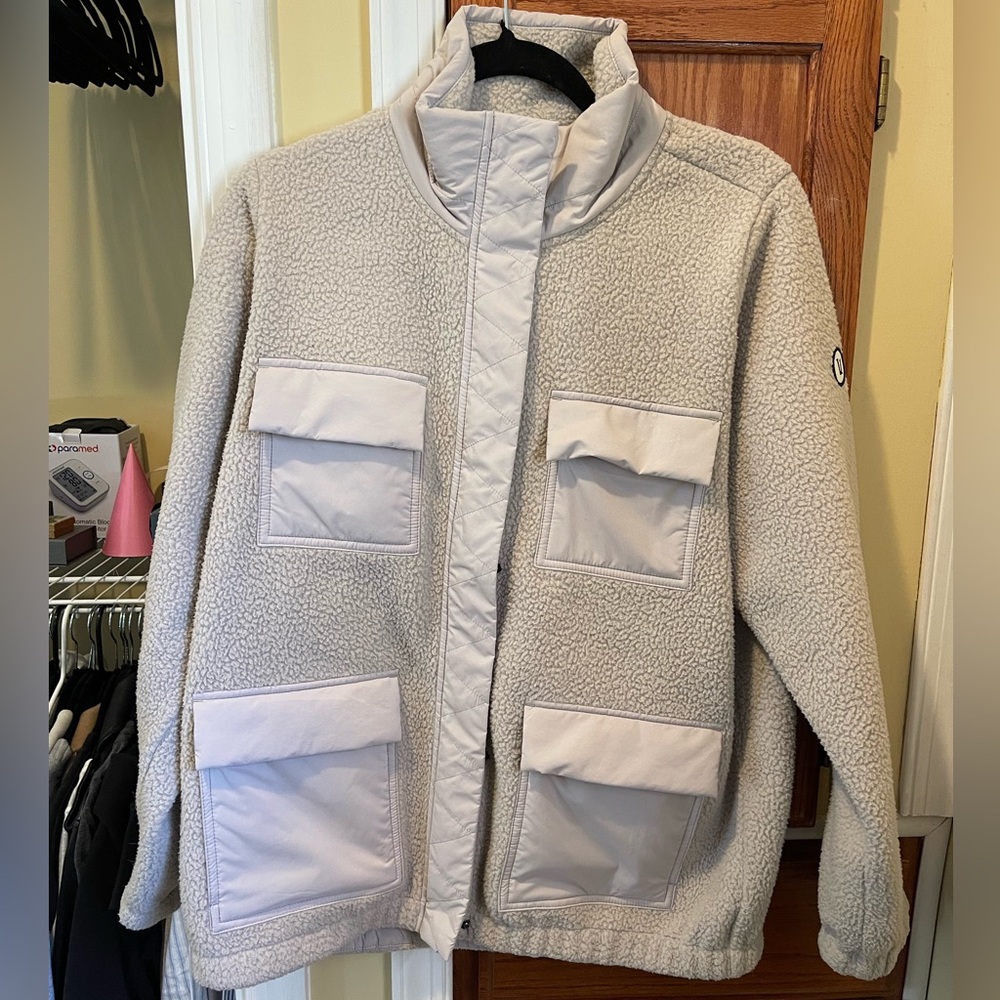 Vuori fleece jacket